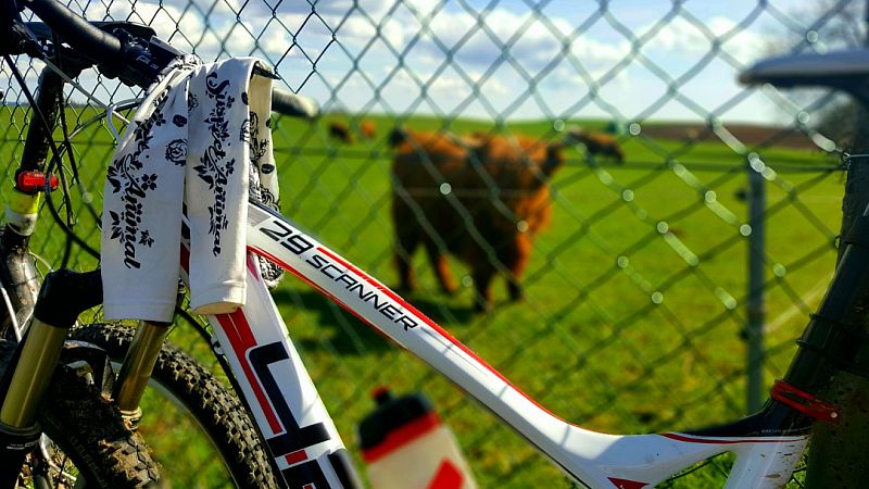 Cyklo návleky na kolo Suspect Animal