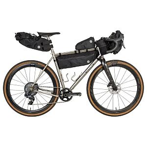 Brašna do rámu AGU Venture Tube Frame Bag Large Black 5,5l