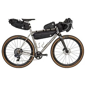 Brašna do rámu AGU Venture Tube Frame Bag Medium Black 4l