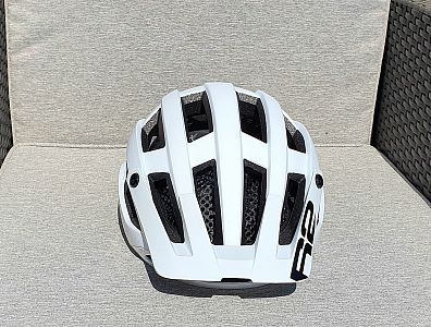 Cyklistická helma R2 CROSS bílá