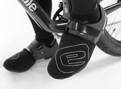 Cyklistické návleky na tretry Etape Spike černá