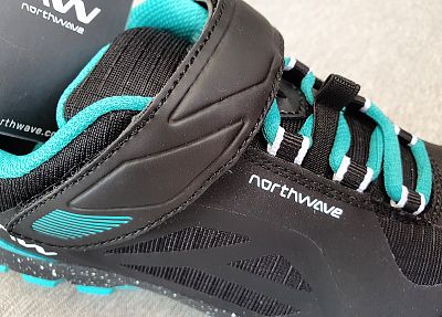 Dámské cyklistické tretry Northwave Escape Evo Wmn Black/Aqua