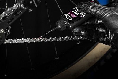 Mazivo na řetěz elektrokol do mokra MUC-OFF EBike Ceramic Wet Lube 50ml