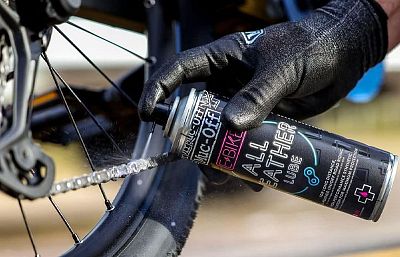 Mazivo na řetěz elektrokol MUC-OFF E-Bike All Weather Chain Lube 250ml