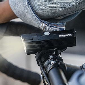 Přední světlo Blackburn Dayblazer 1500 USB-C