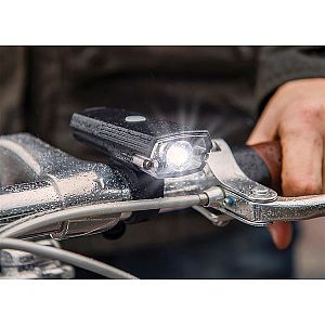 Přední světlo Blackburn Dayblazer 550 USB-C